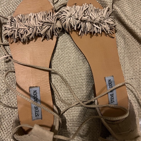 Steve Madden Sweetyy Blush Suede Leather Lace-Up Sandals - Picture 3 of 5